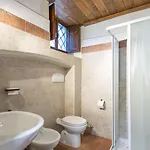 A Casa Di Nonna 3* 帕杜拉
