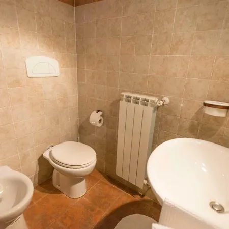 A Casa Di Nonna Bed & Breakfast 3*