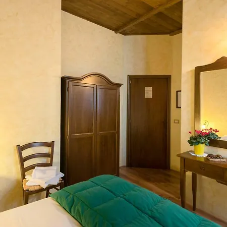A Casa Di Nonna Bed & Breakfast Padula